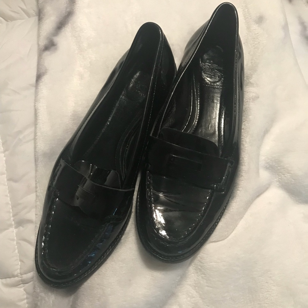 Burberry Black patent leather loafers 
Size 40